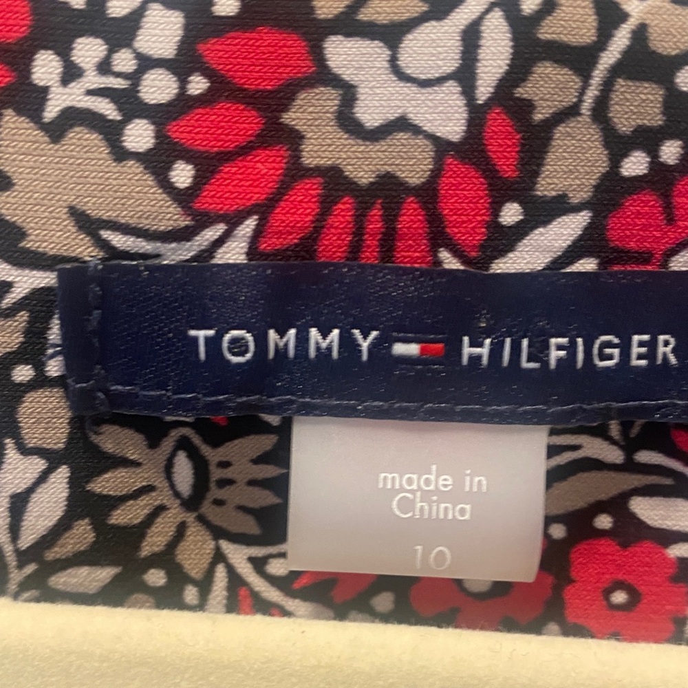 Tommy Hilfiger Red and Black Floral Pattern Dress. Only worn 1 time.